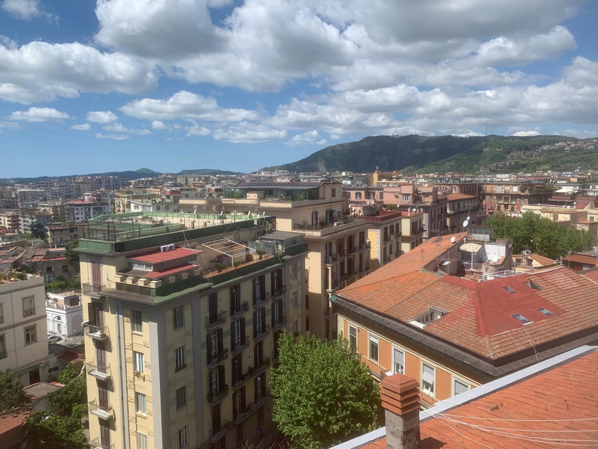 Casa Di Carlo Al Vomero Наполи Екстериор снимка
